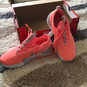 Girls size 3youth Nike shoes